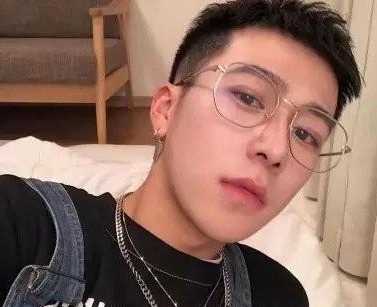 微信成熟个性签名男生用的 经典成熟个性签名一句话