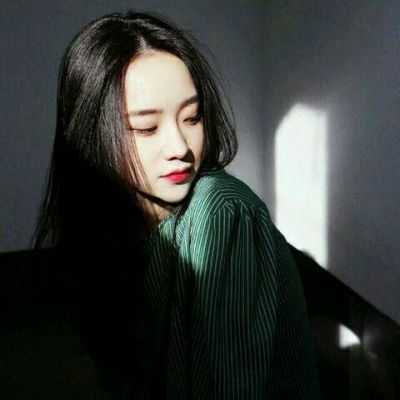 伤感头像女生冷淡欧美 任何安慰都没自己看透来得奏效
