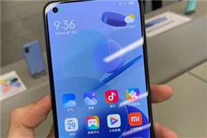 realme q3屏幕是什么材质